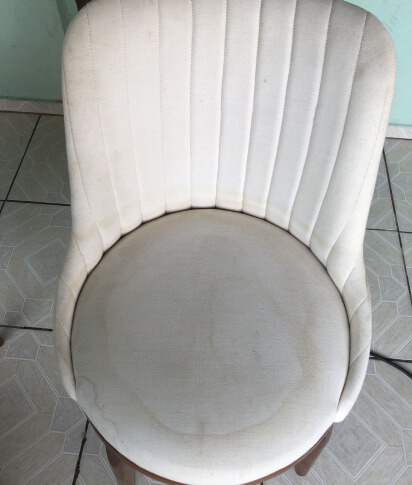 Cadeira estofada de jantar — antes